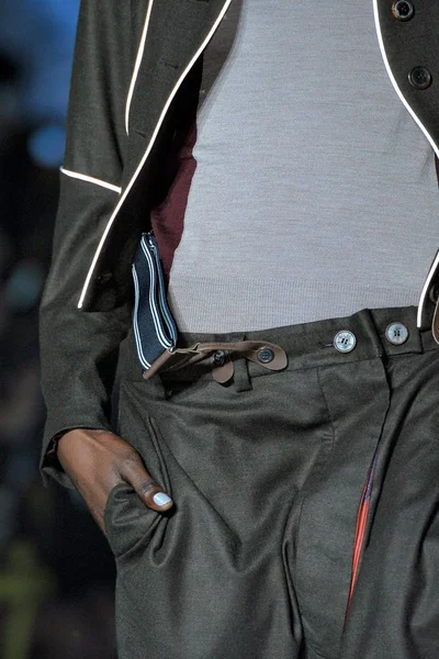 Look 42